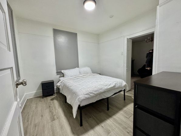 220 E Brockway Ave #1