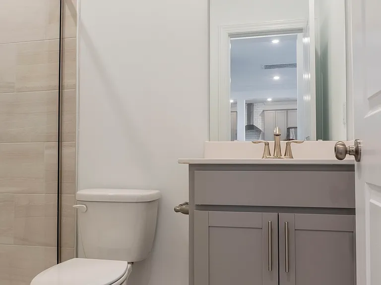 725 Hardin Hill Ln — Photo 35