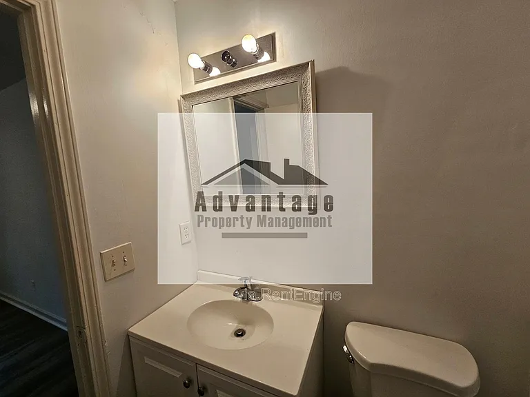 1521 Pine Cone Ln NW — Photo 5