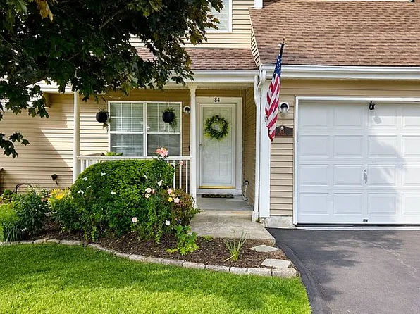 84 Sparrow Ridge Rd, Carmel, NY 10512