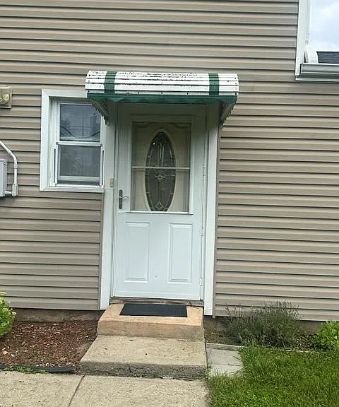 904 N Bay Ave — Photo 1