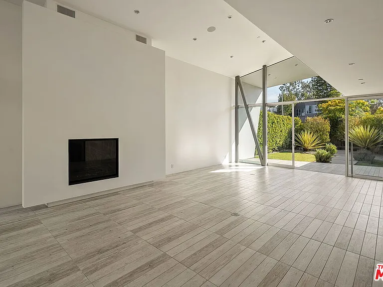 3646 Inglewood Blvd — Photo 8