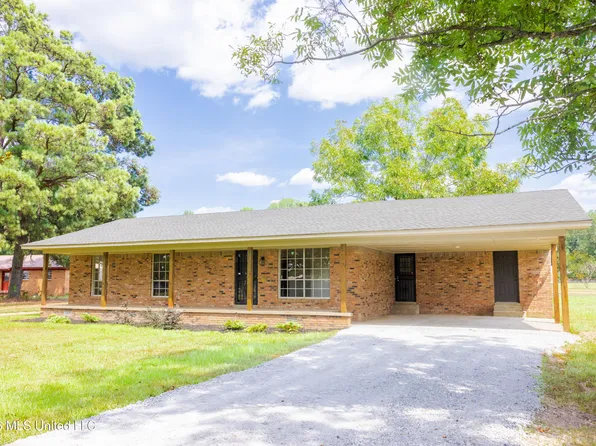 713 West St, Coldwater, MS 38618