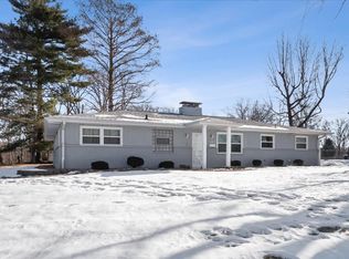 424 Grandview Dr, Edwardsville, IL 62025