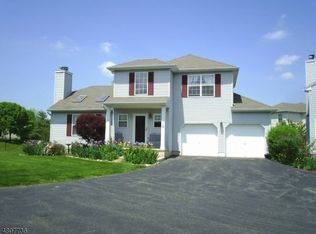 50 Colby Ct, Belvidere, NJ 07823