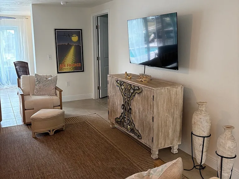 606 Key Royale Dr — Photo 8