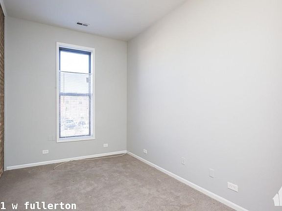 5th image of 1511 W Fullerton Ave #1124