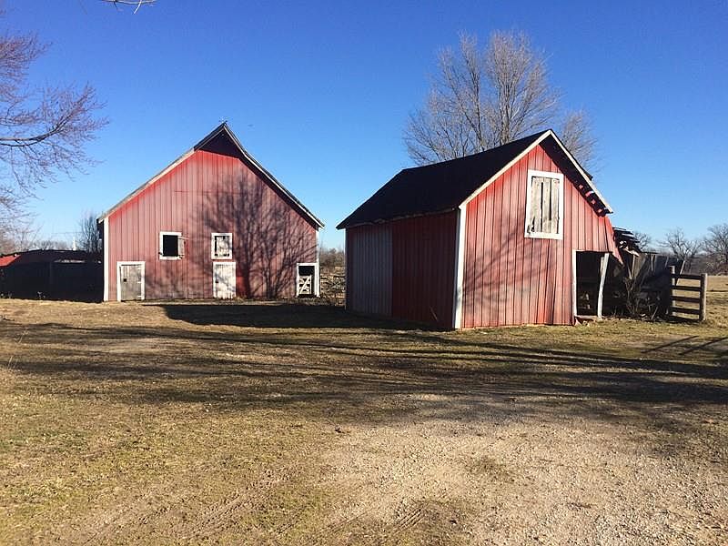 2nd image of 180 State Highway 39