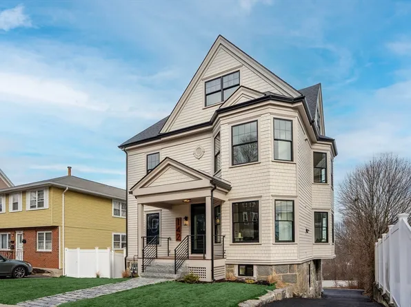 142-142A Metropolitan Ave, Roslindale, MA 02131