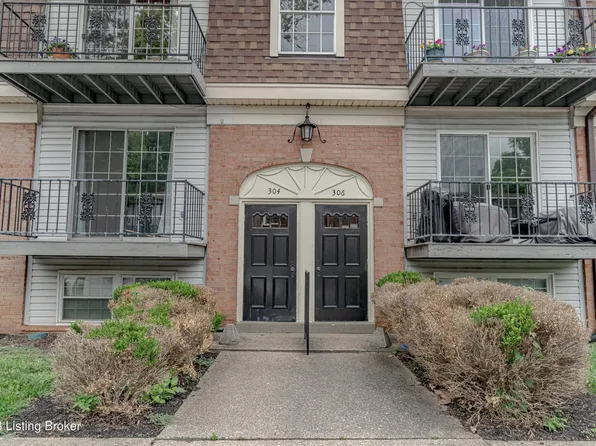 304 Chanel Ct APT 2, Louisville, KY 40218