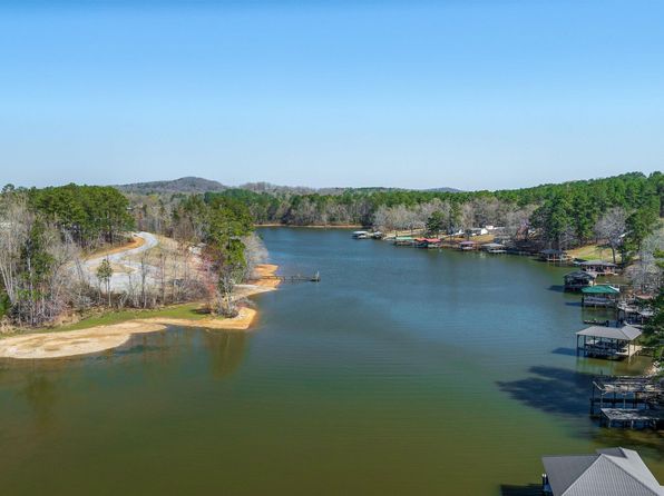 254 Lakeside Ln, Alpine, AL 35014