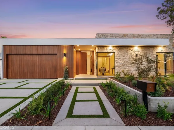 1206 Pembroke Ln, Newport Beach, CA 92660