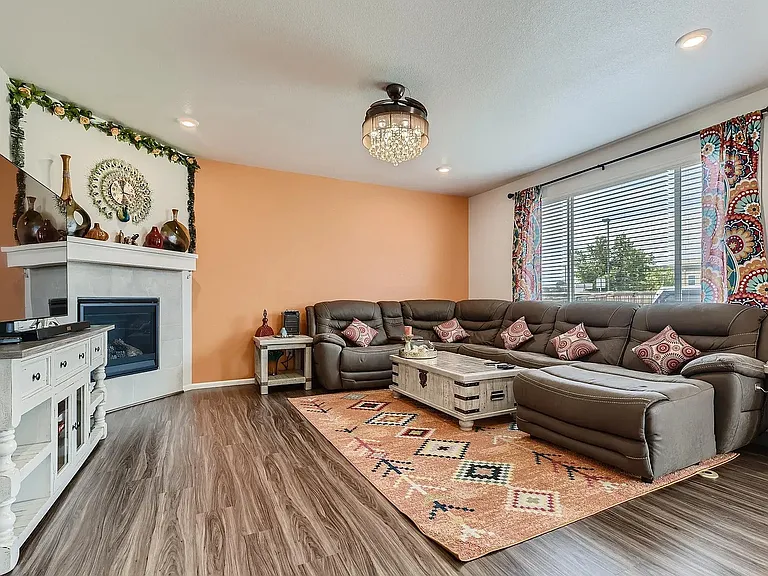 17457 Springfield Dr — Photo 5