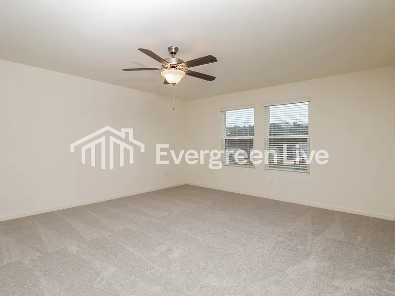 235 Long Dr — Photo 4