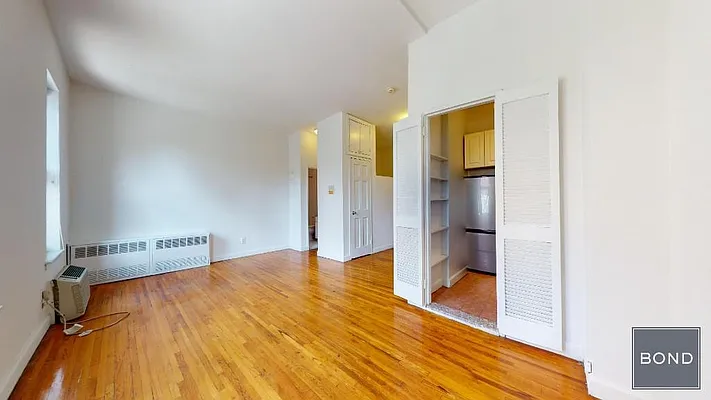 Rented by Bond New York | media 12