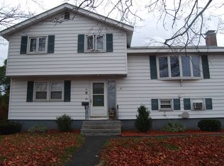 2 Witchcraft Rd, Salem, MA 01970