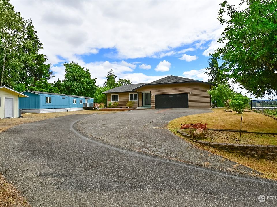 1st image of 3829 90th Avenue E