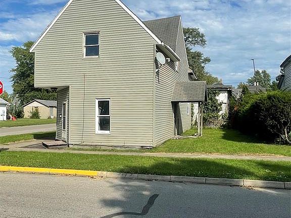 2nd image of 642 N Sexton St