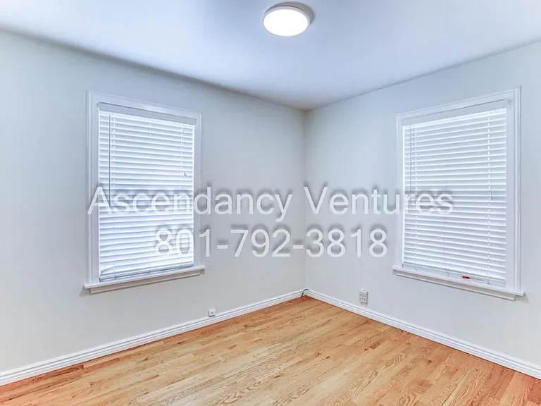 538 S Navajo St — Photo 6
