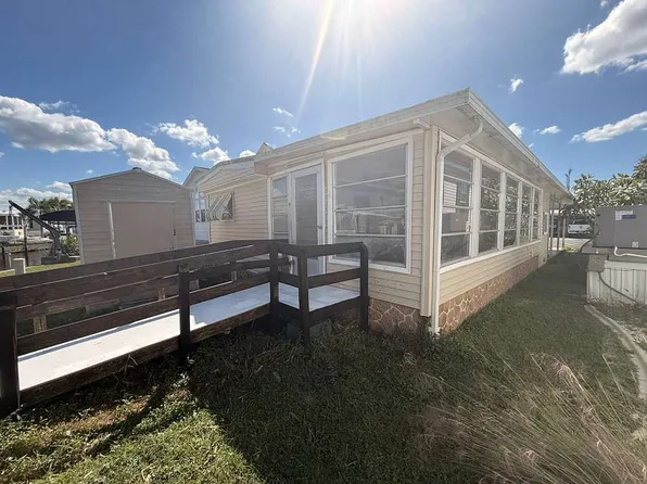 3124 Sunny Harbor Dr, Punta Gorda, FL 33982