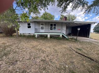 18533 Maple St, Preston, MO 65732