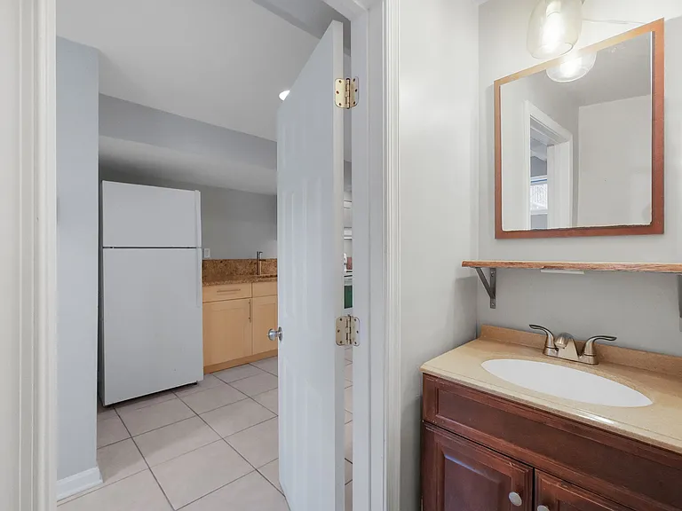 318 Farragut St NW #BASEMENT — Photo 7