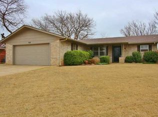 807 S 3rd St, Yukon, OK 73099