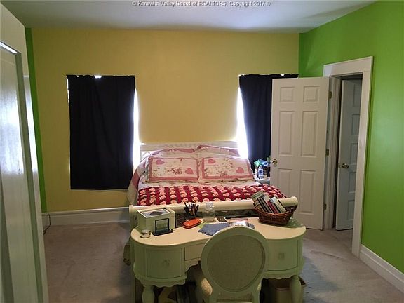 3rd image of 116 Ashberry Ln