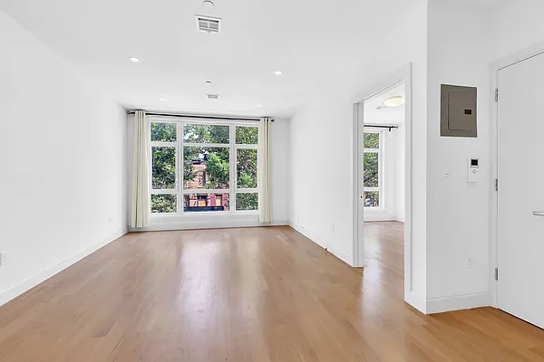 Rented by Cooper & Cooper Real Estate | media 7