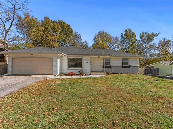708 S Harrison St, Olathe, KS 66061