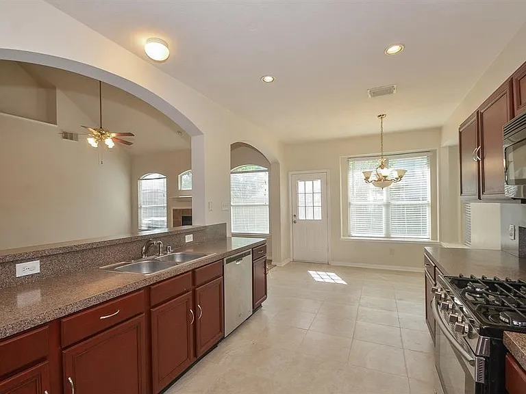 17407 S Sienna Cove Ln — Photo 22
