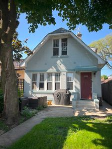 6326 W Berenice Ave, Chicago, IL, 60634