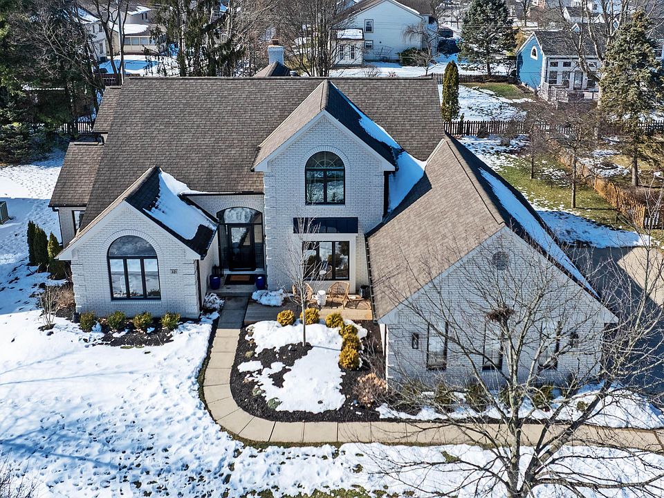 1st image of 321 Windcroft Dr