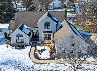 321 Windcroft Dr, Westerville, OH 43082