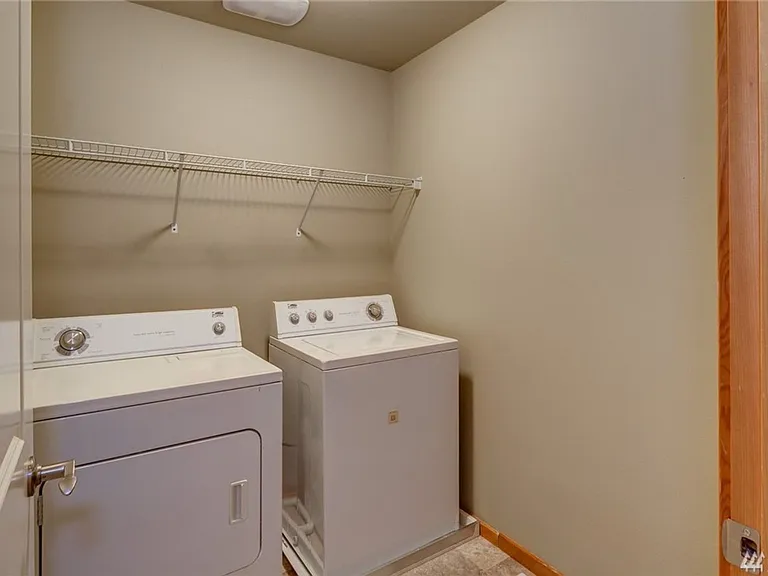 6274 Kona Ct — Photo 17