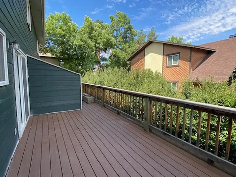 1603 W Koch St — Photo 1