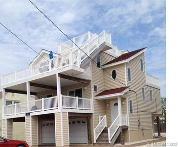 13 S Central Ave, Surf City, NJ, 08008