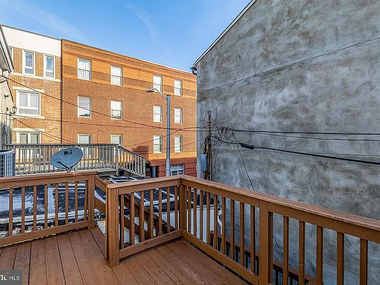 921 S Charles St #2 — Photo 22
