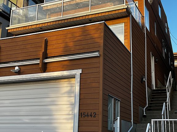 4th image of 15442 Columbia Ave