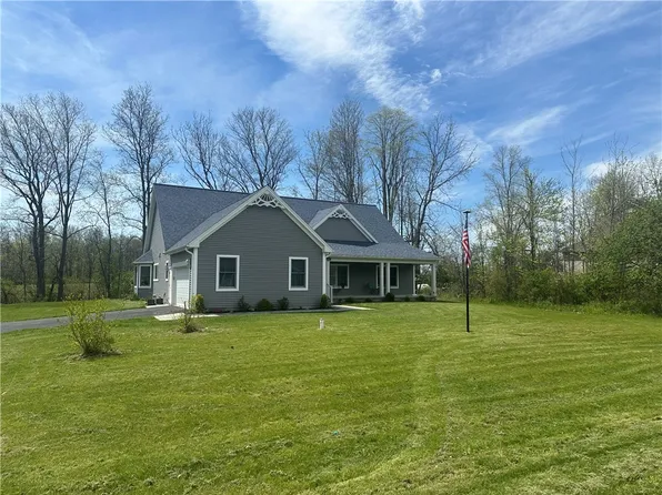 6568 Florence Ln, Livonia, NY 14487