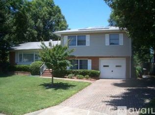 464 Elizabeth Lake Dr, Hampton, VA 23669