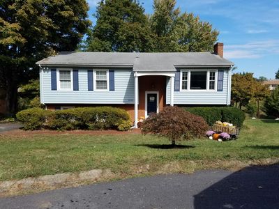 1034 Grove Ln, Roanoke, VA, 24012