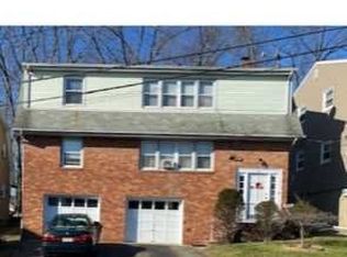 73 Lakeshore Dr, Prospect Park, NJ