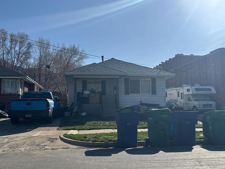 1st image of 988 Jefferson Ave