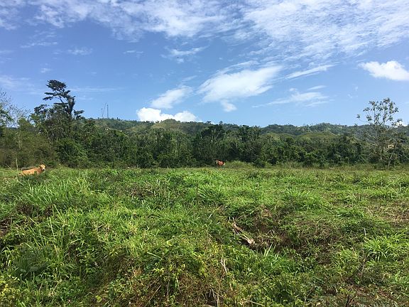 3rd image of 10 Carretera Barrio Salto Arriba