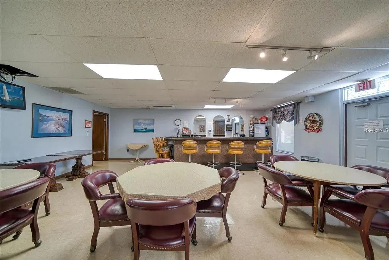 1 bed, 700 sqft, $1,250 — Photo 3