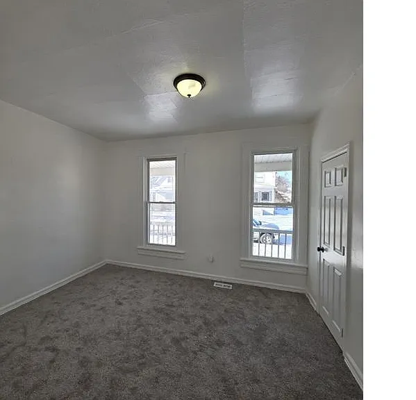 425 Arden Pl — Photo 14