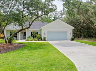 335 J Hunters Way S, Freeport, FL 32439