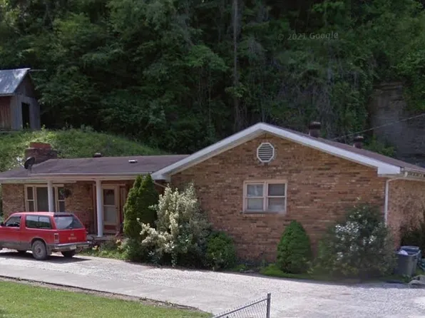 4095 Shelby Dry Frk, Shelbiana, KY 41562