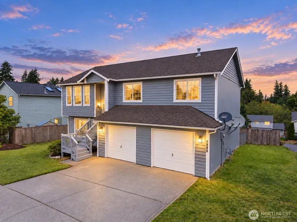 2956 lowren Loop, Port Orchard, WA 98366